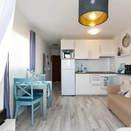 Acogedor Y Vistas Al Mar Appartement